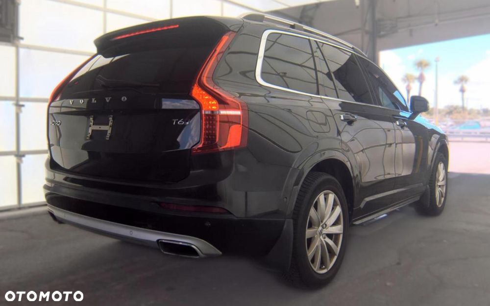 Volvo XC 90 - 3