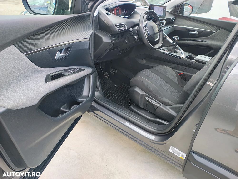 Peugeot 3008 PureTech 130 Stop & Start GPF Active Business-Paket - 6