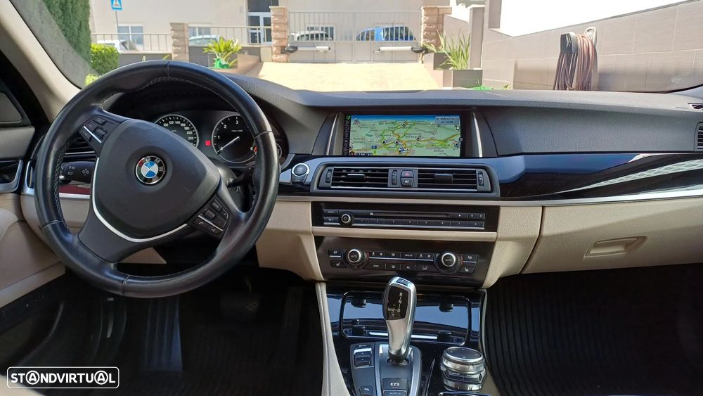 BMW 520 d Line Luxury Auto - 4