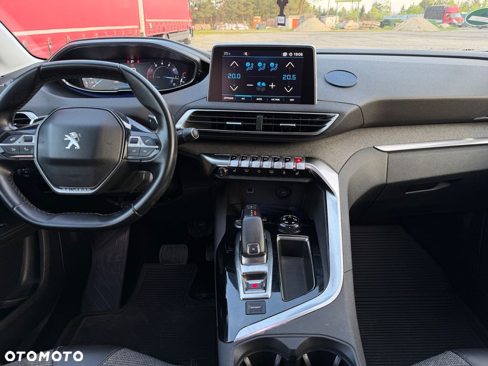 Peugeot 5008 THP 165 EAT6 Stop & Start Allure - 27