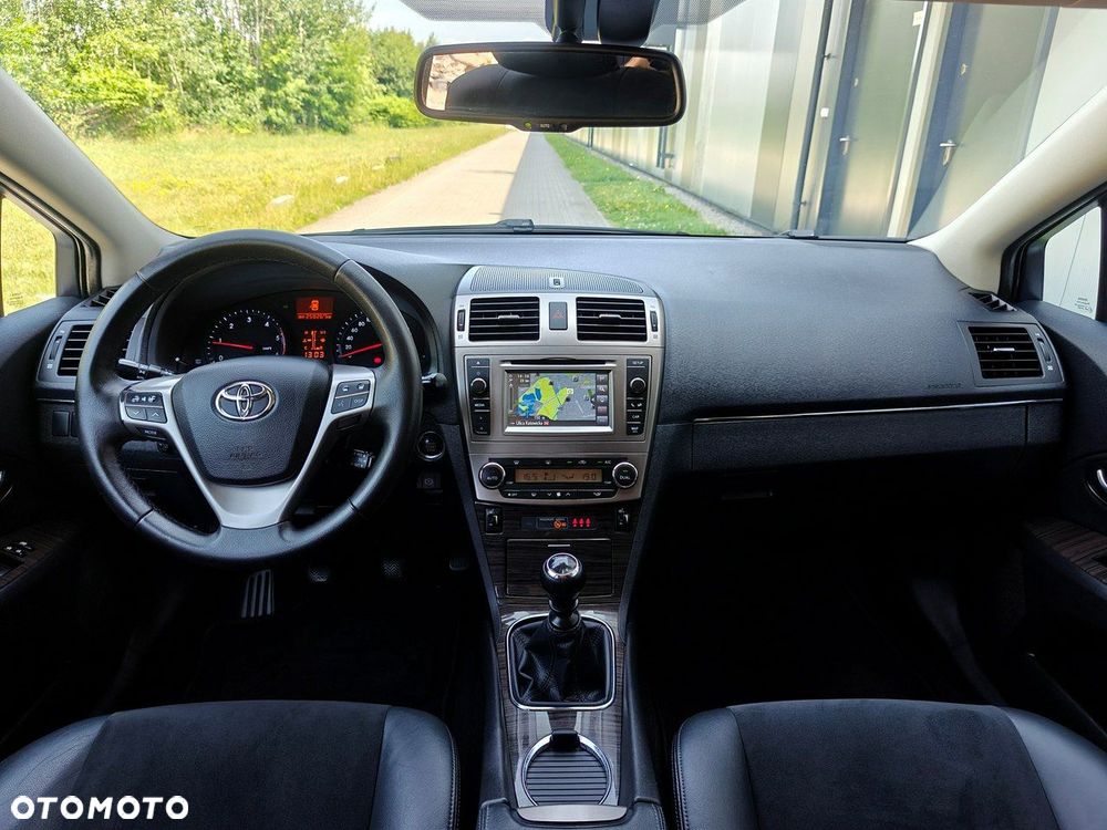 Toyota Avensis 2.0 D-4D Premium - 6