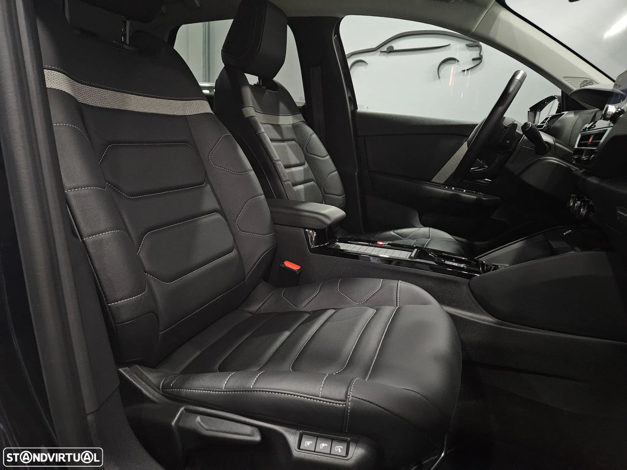 Citroën C4 BlueHDi 130 Stop&Start EAT8 SHINE - 10