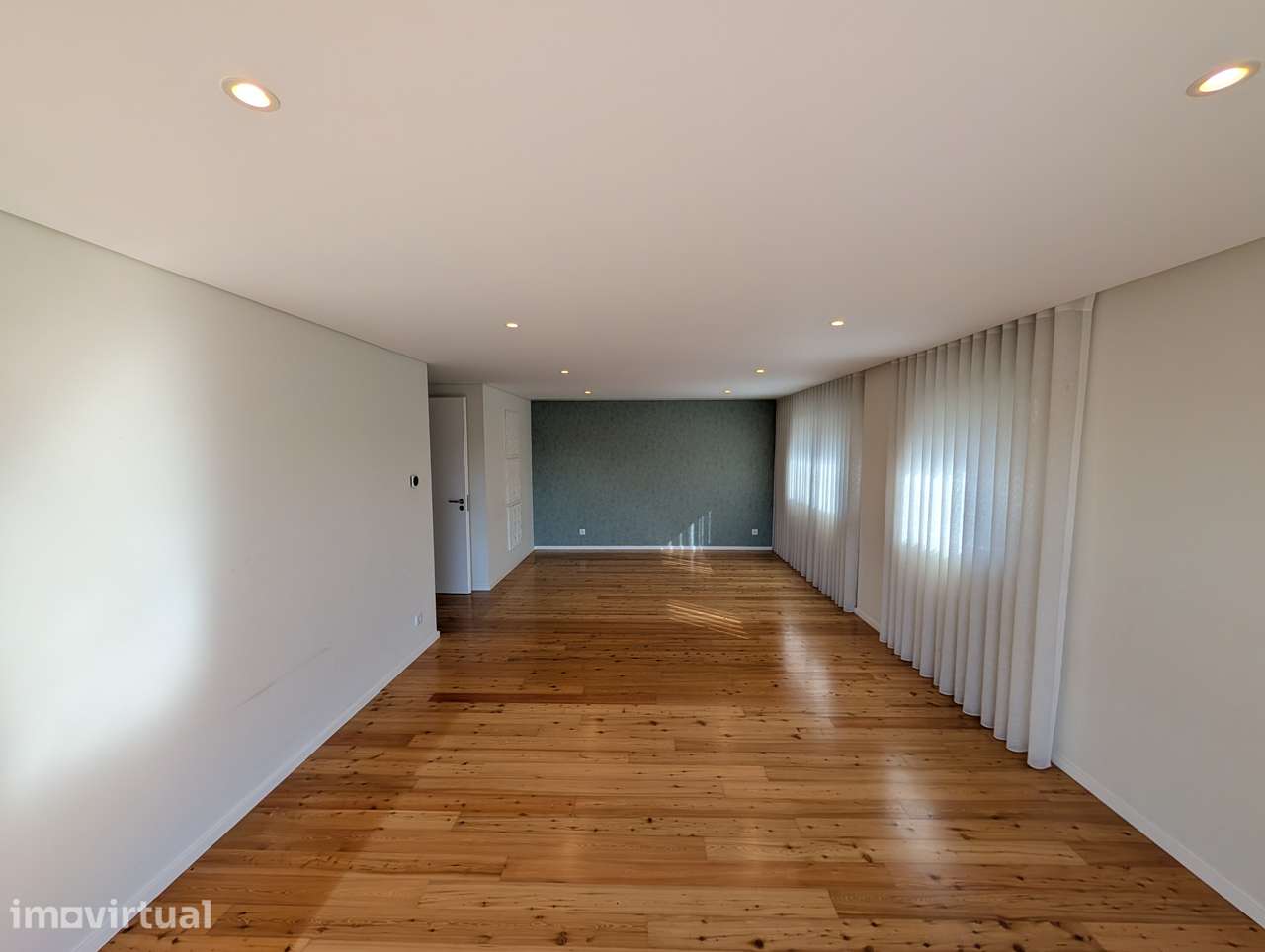 Fantástico Apartamento T3 de Luxo no Centro da Maia - Como Novo! - Grande imagem: 4/32