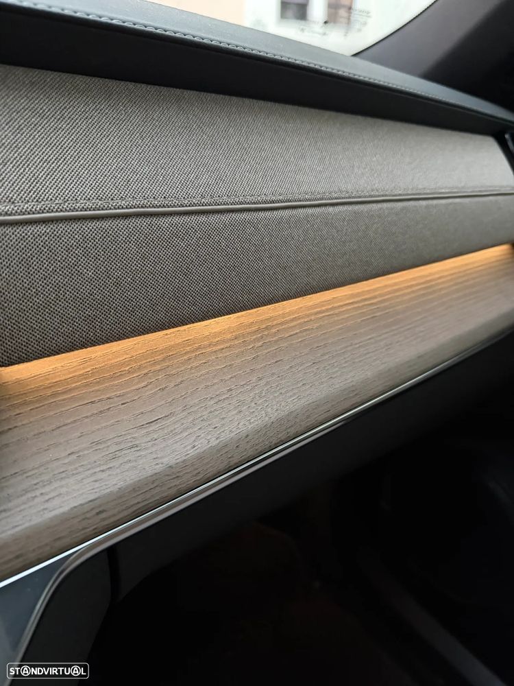 Volvo XC 90 2.0 T8 PHEV Plus Dark AWD - 11