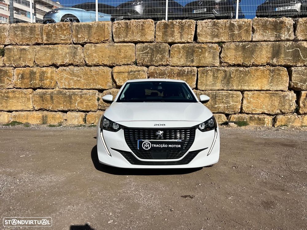 Peugeot 208 - 4