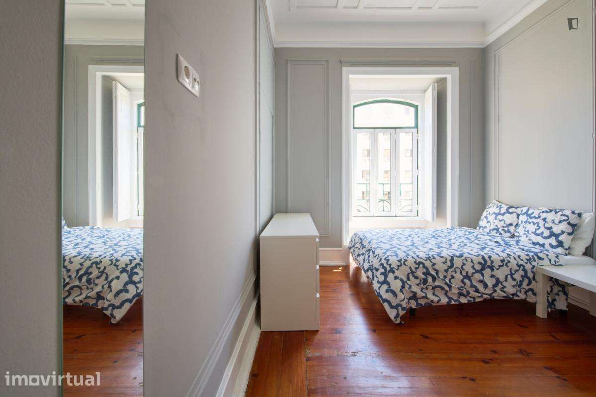 Quarto - localizado em Entrecampos Lisbon - Grande imagem: 4/55