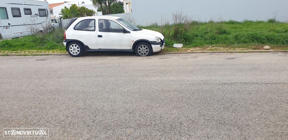 Opel Corsa - 1