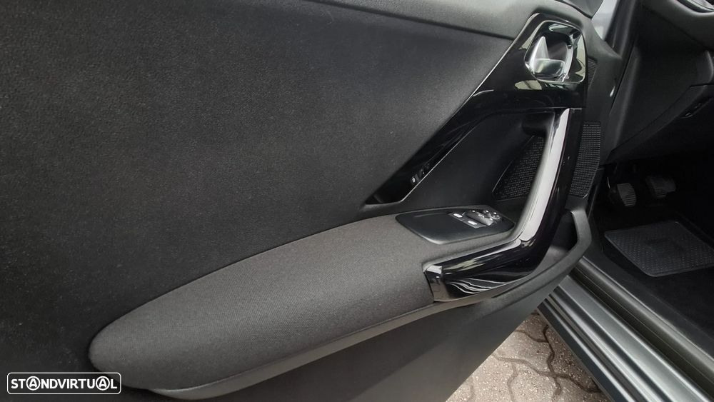Peugeot 208 1.4 VTi Allure - 25