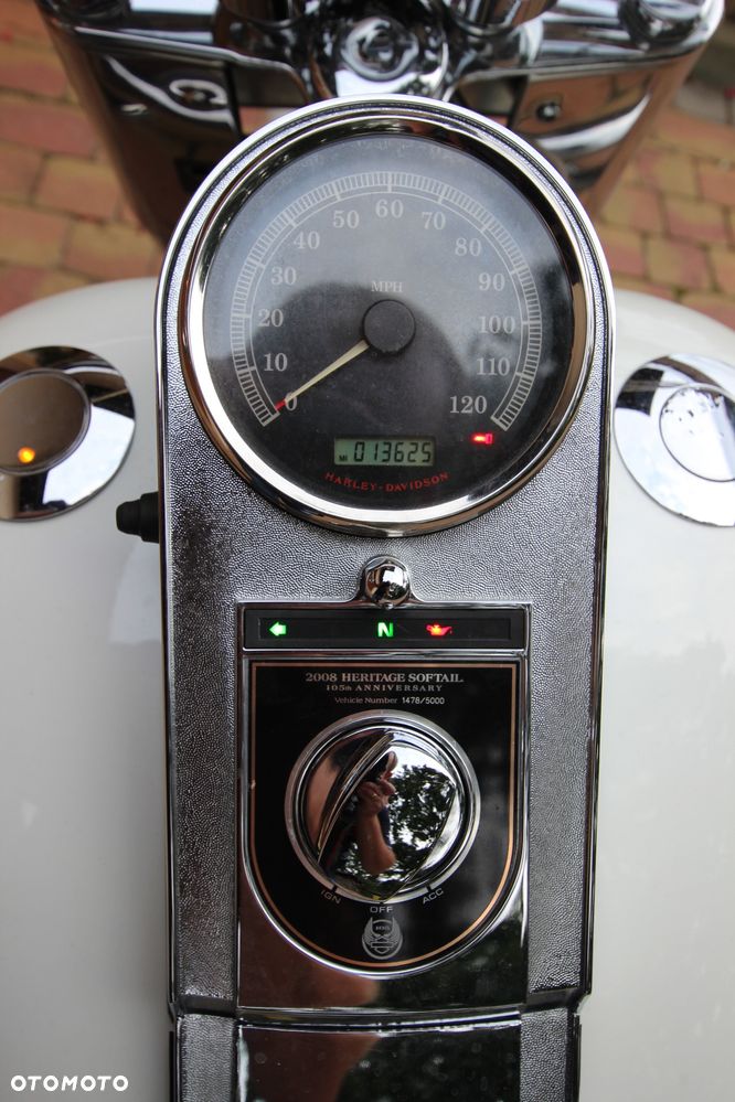 Harley-Davidson Softail Heritage Classic - 3