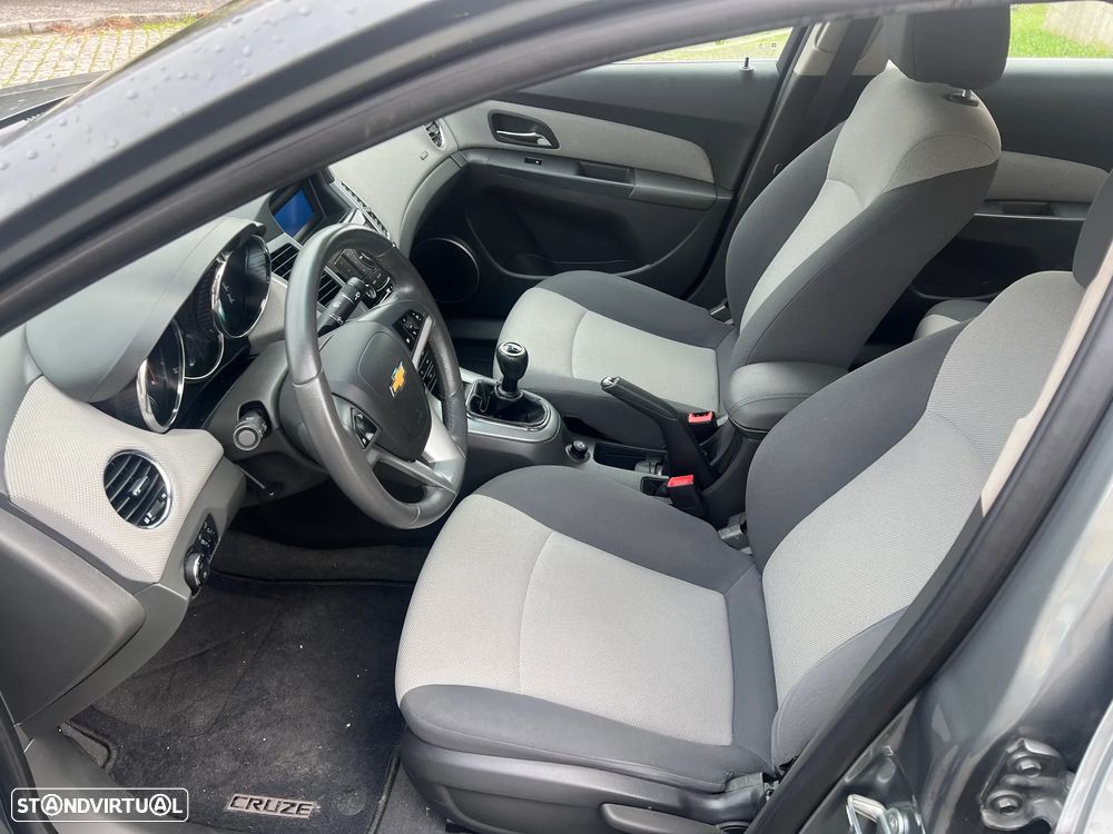 Chevrolet Cruze 2.0 VCDi LT - 10