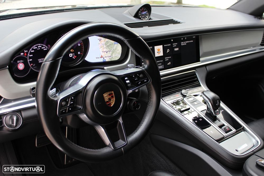 Porsche Panamera 4 S - 14
