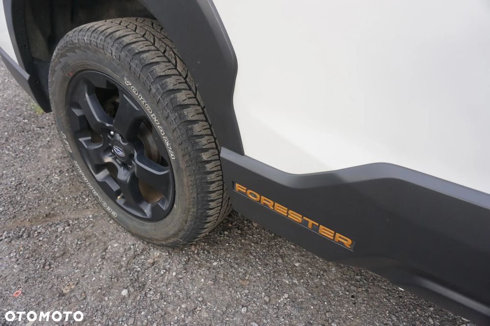 Subaru Forester 2.0i-L Platinum Black Edition EyeSight Lineartronic - 5