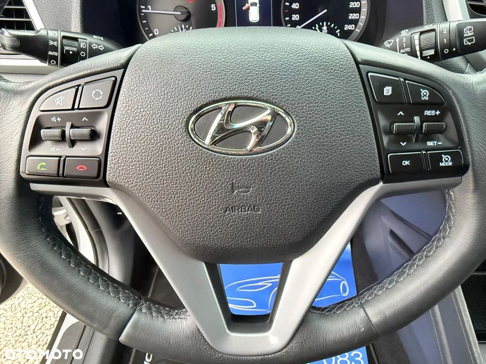Hyundai Tucson 2.0 CRDI 2WD Style - 25
