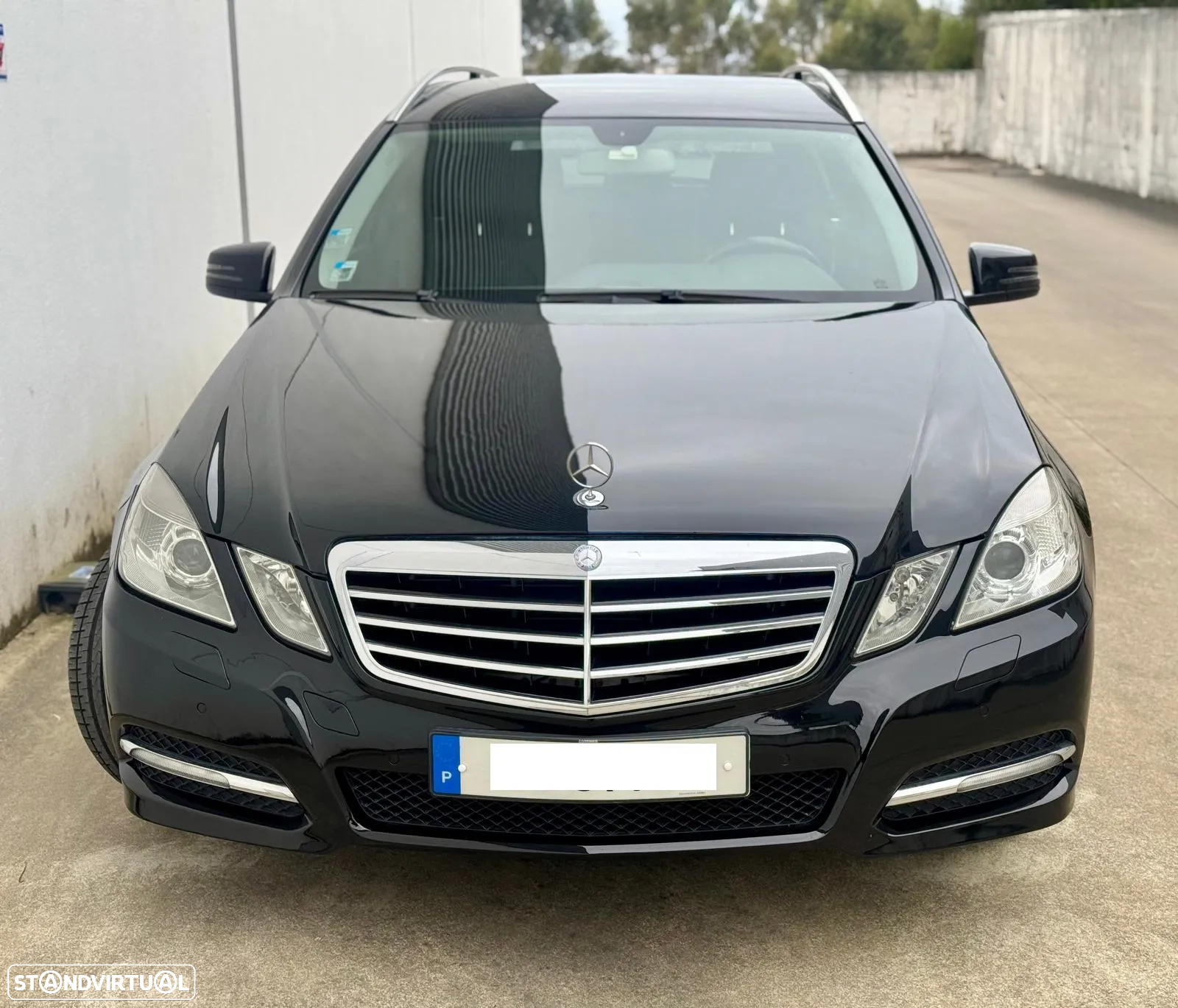 Mercedes-Benz E 220 BlueTEC Avantgarde Auto. - 2