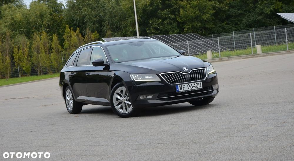 Skoda Superb 2.0 TDI Style - 8