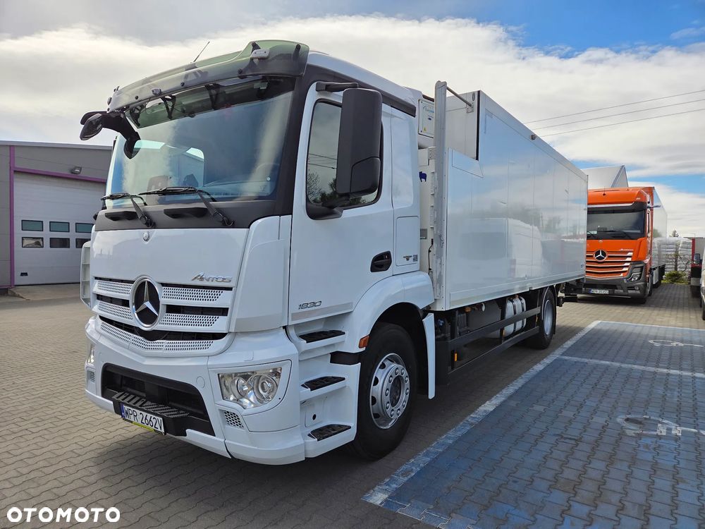 Mercedes-Benz Antos atego actros 1830 - 2