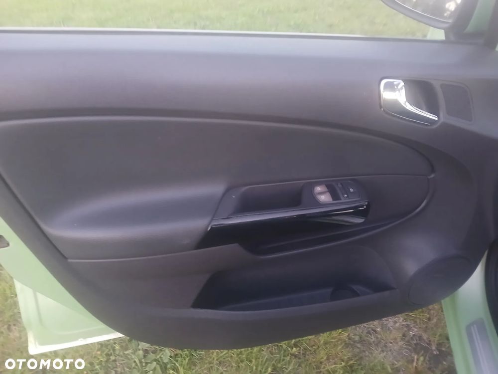 Opel Corsa 1.4 16V Innovation 110 Jahre - 30
