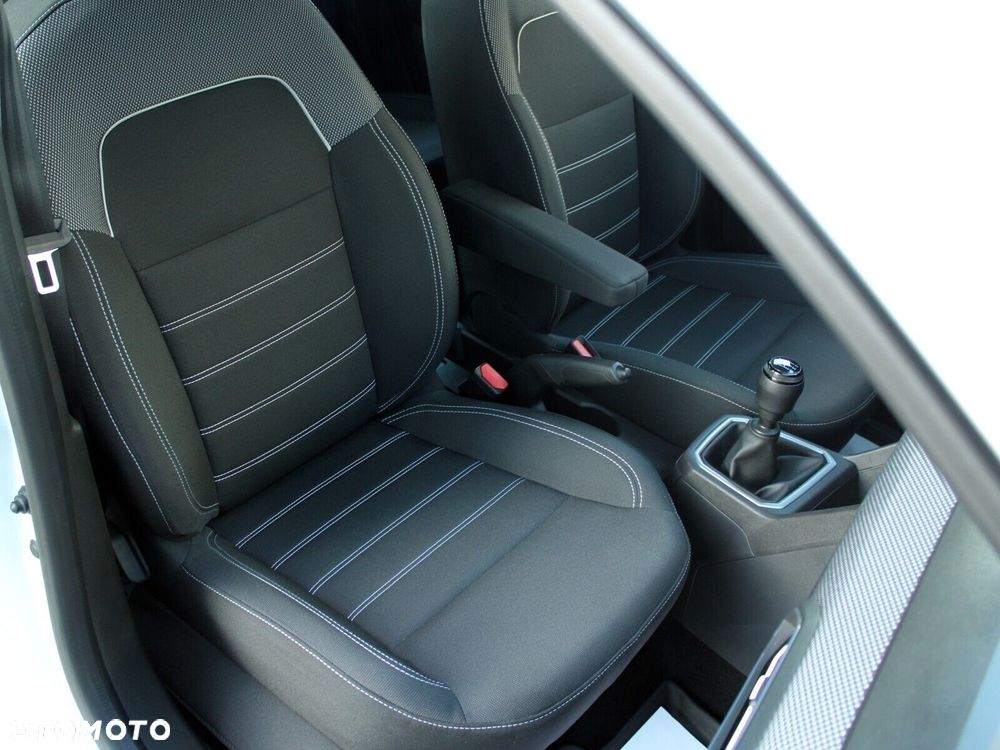 Dacia Sandero - 13