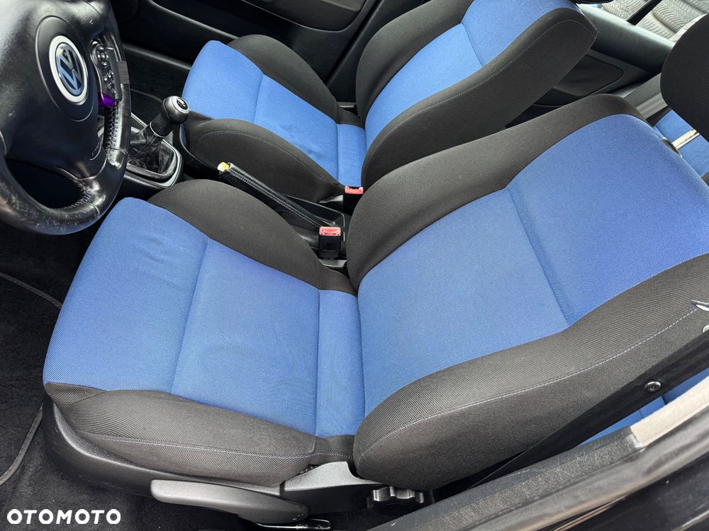 Volkswagen Golf 1.6 Edition - 18