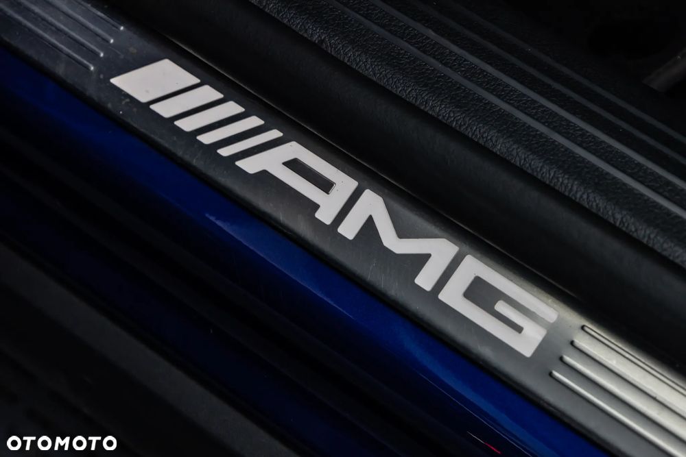 Mercedes-Benz GLB AMG 35 mHEV 4-Matic 8G-DCT - 30