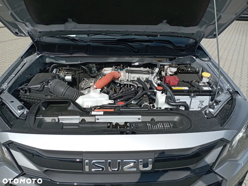 Isuzu D-Max 1.9 DC LS - 38