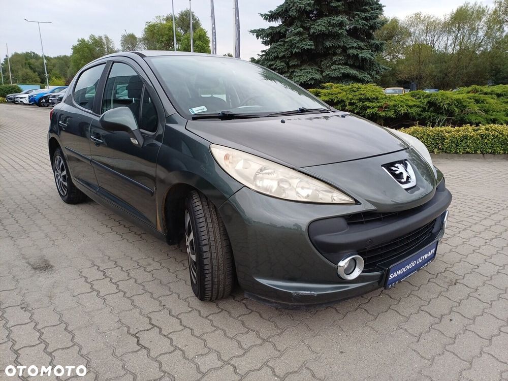 Peugeot 207 1.4 16V Trendy - 3