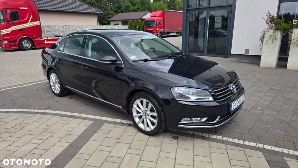 Volkswagen Passat 2.0 TDI 4Mot Highline DSG - 2