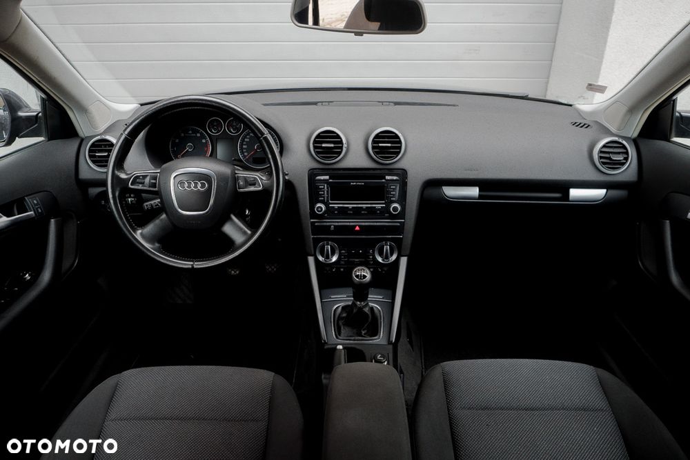 Audi A3 Sportback 1.6 Attraction - 35