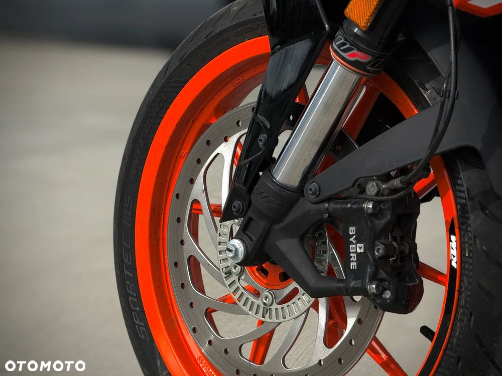 KTM Duke - 12