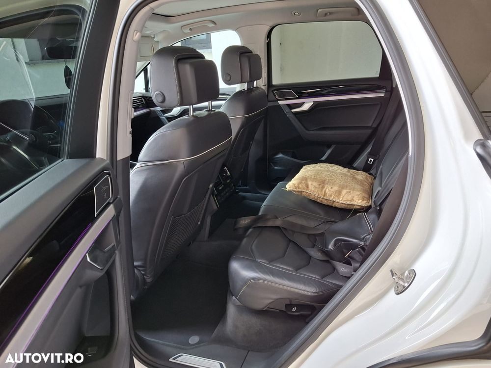 Volkswagen Touareg 3.0 V6 TDI SCR 4Motion Automatik Elegance Edition - 6