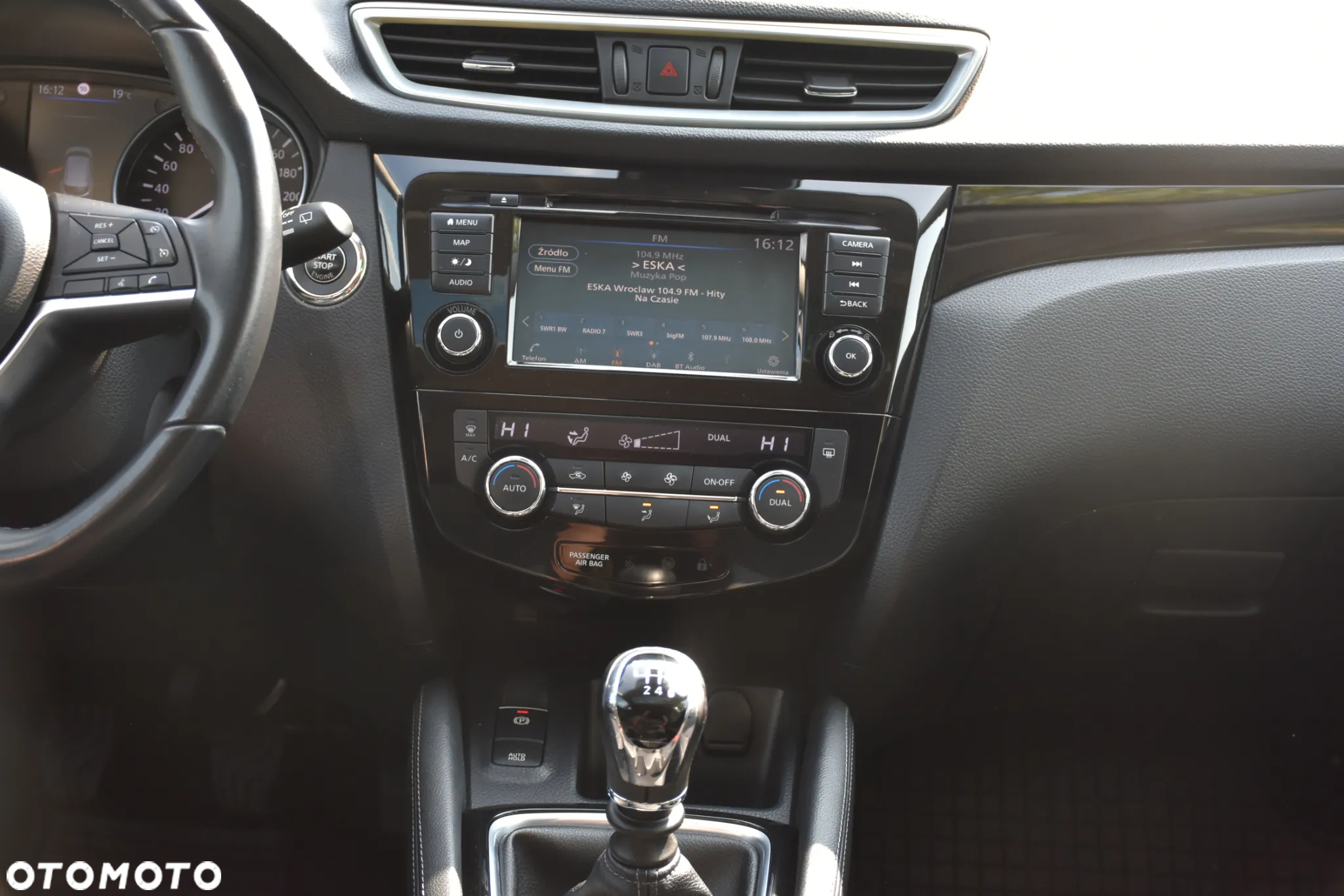 Nissan Qashqai 1.3 DIG-T N-Connecta - 12