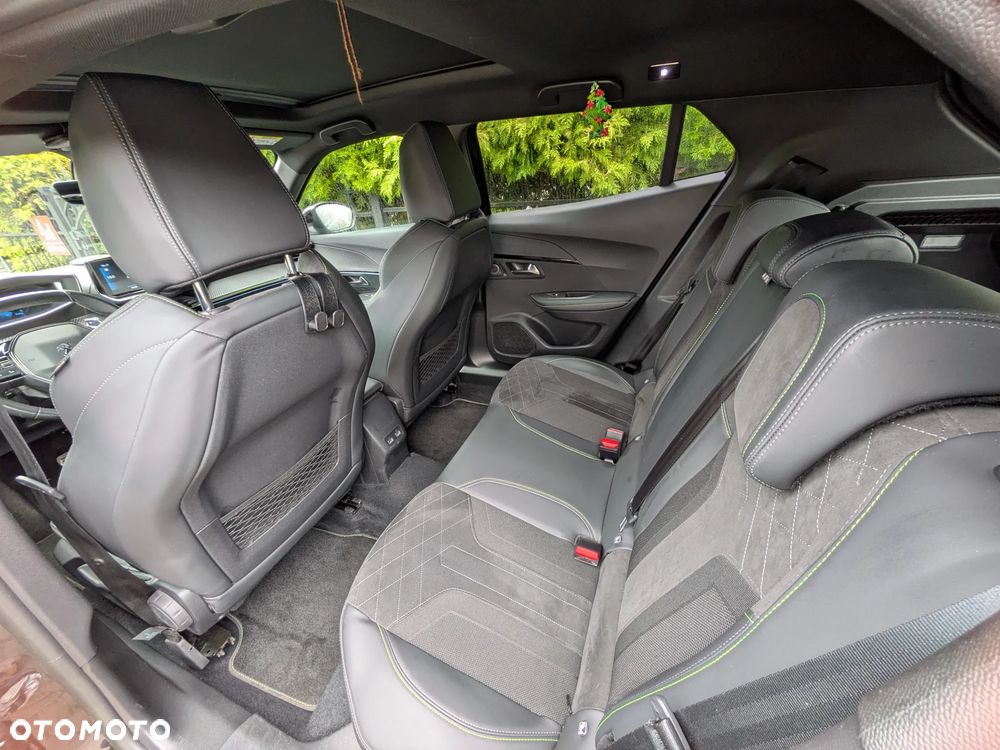 Peugeot 2008 1.2 PureTech GT Pack S&S EAT8 - 11