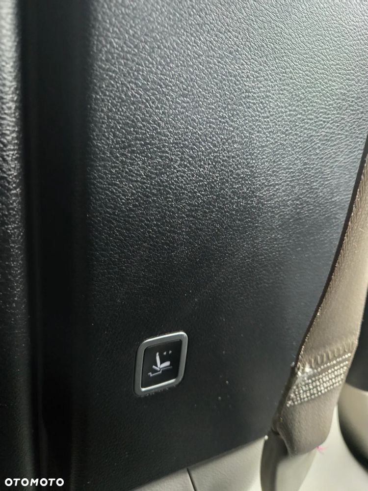 Chrysler Pacifica - 20