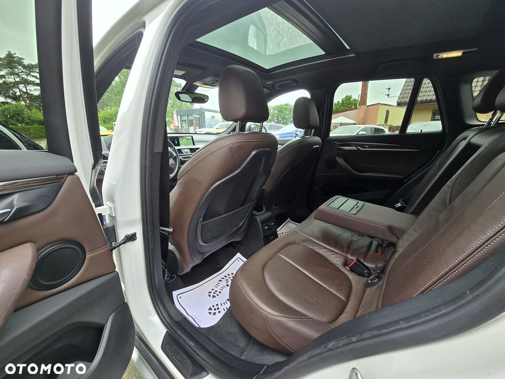 BMW X1 xDrive25i GPF xLine sport - 16