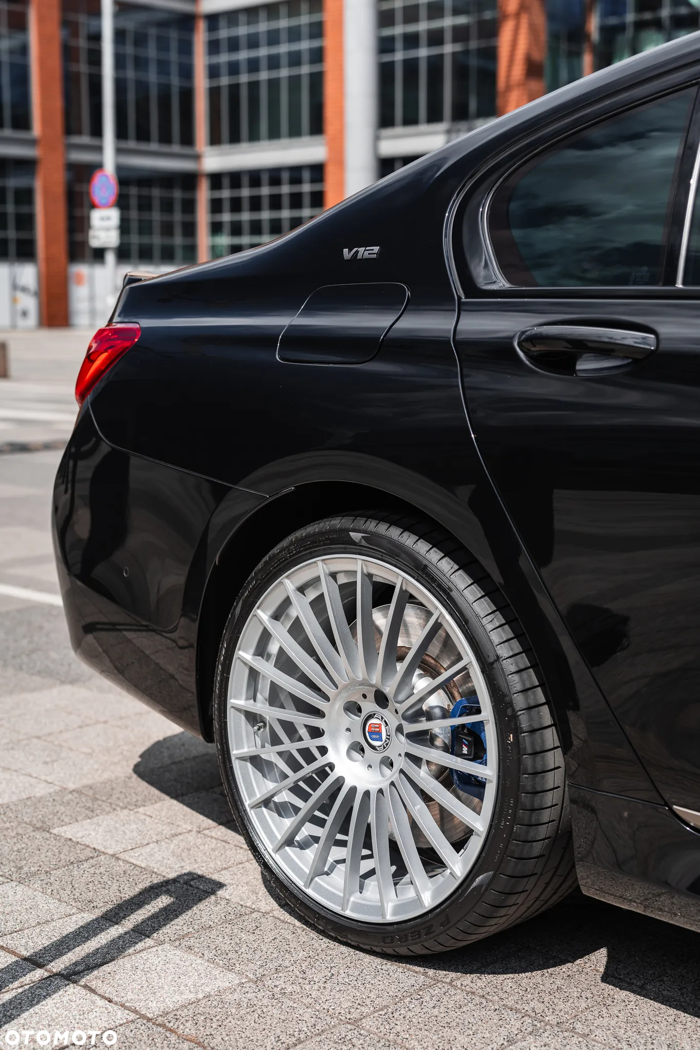 BMW Seria 7 M760Li xDrive - 16