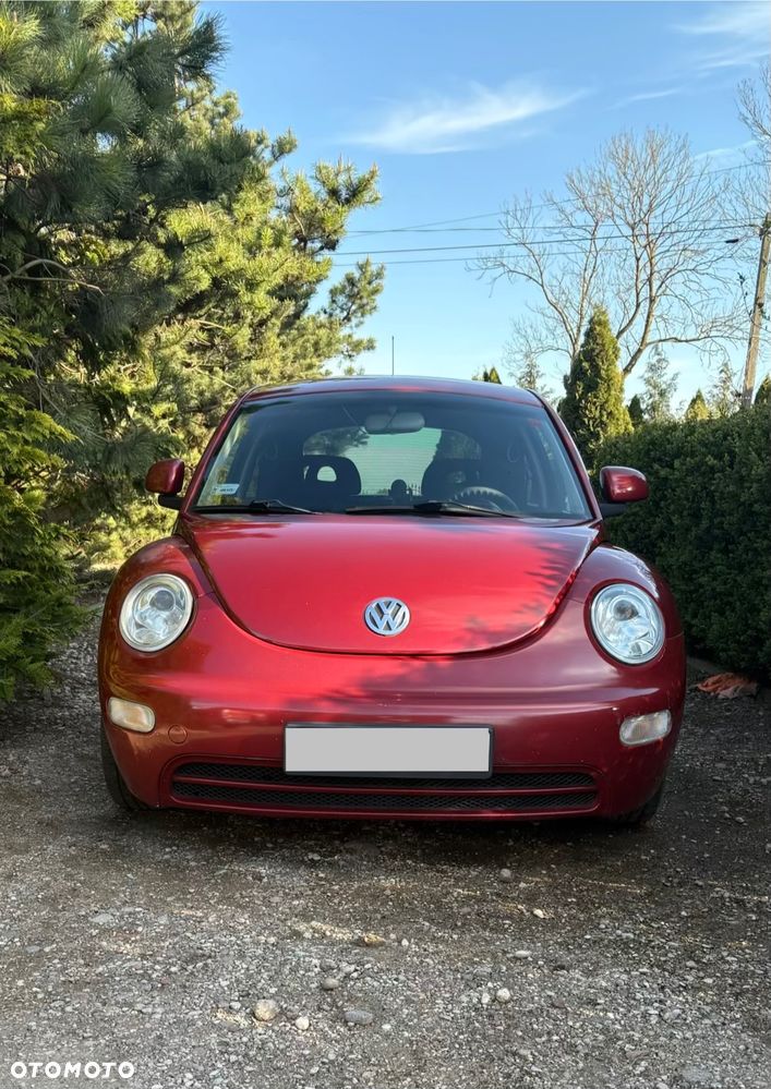 Volkswagen New Beetle - 1