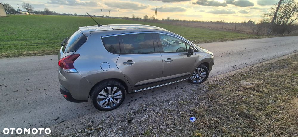 Peugeot 3008 PureTech 130 Stop & Start GPF Allure Business-Paket - 25