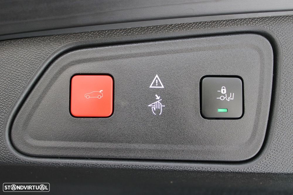 Peugeot 3008 1.5 BlueHDi Allure EAT8 - 25