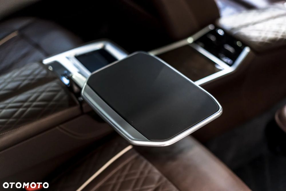 BMW Seria 7 740Li xDrive - 13