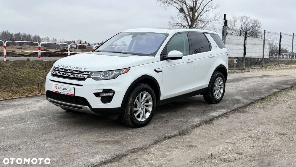 Land Rover Discovery Sport 2.0 Si4 HSE Luxury - 16