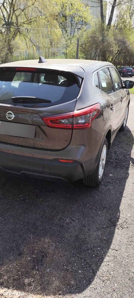 Nissan Qashqai 1.3 DIG-T N-Connecta EU6d - 5