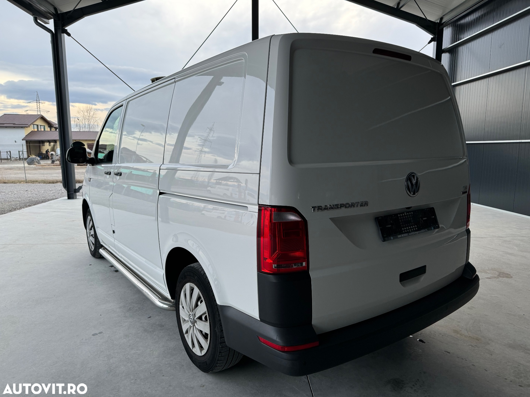 Volkswagen Transporter 4MOTION (4X4) DSG - 4