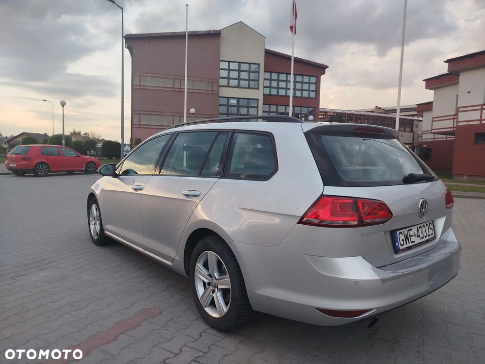 Volkswagen Golf - 3