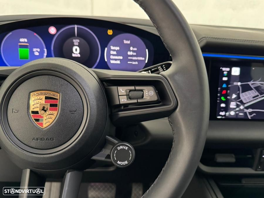 Porsche Macan 4S - 25