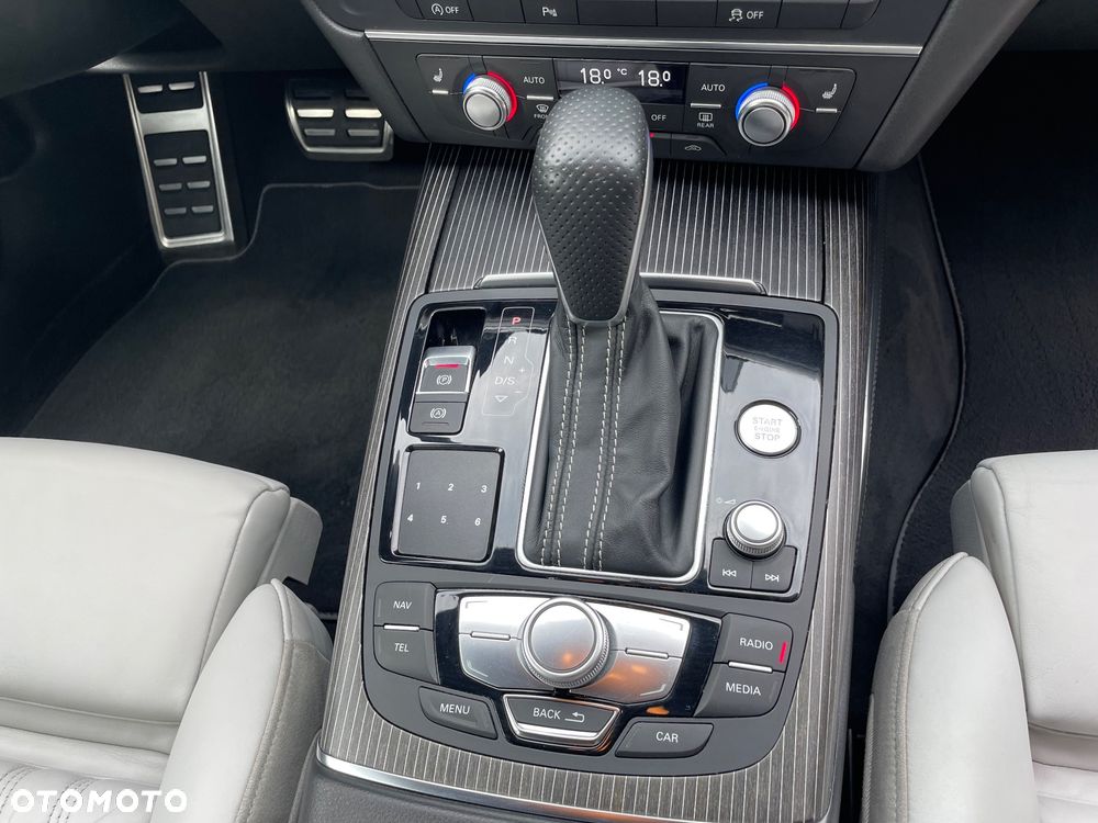 Audi A6 Avant 2.0 TDI Ultra DPF S tronic - 20