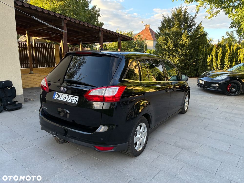 Ford Grand C-MAX - 8