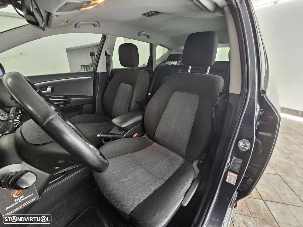 Kia Ceed SW 1.4 CVVT EX ISG - 20