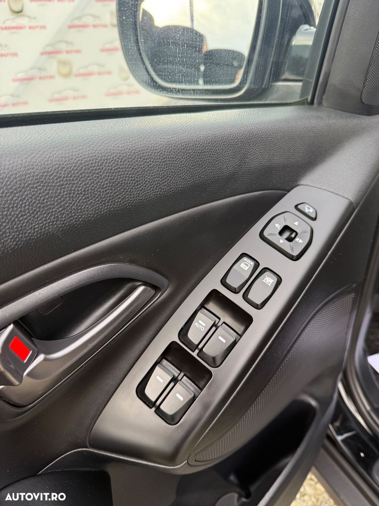 Hyundai ix35 2.0 CRDI 4WD Premium - 20