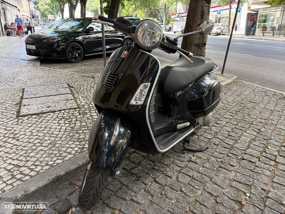 Vespa GTS Super - 1