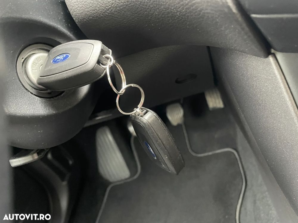 Ford Focus 1.5 EcoBlue Start-Stopp-System TREND - 21